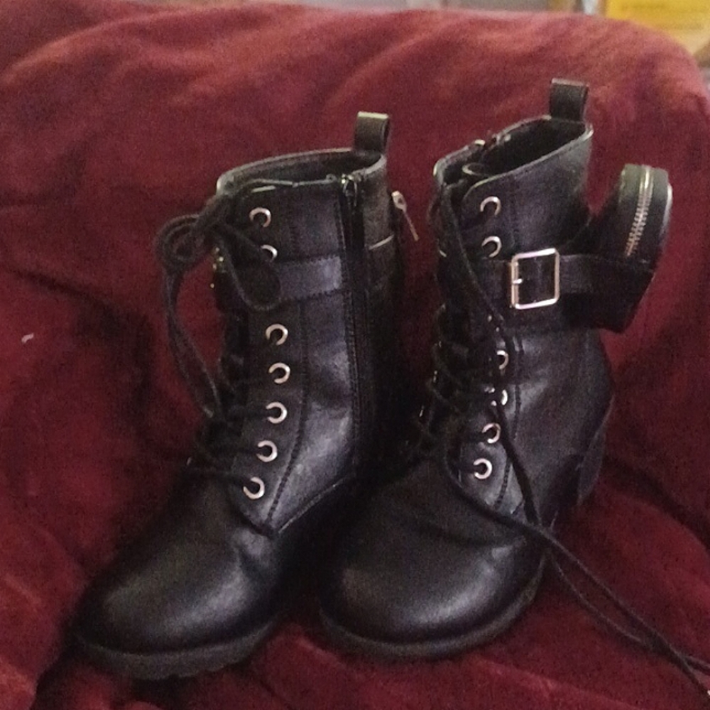 Size 12 girls boots